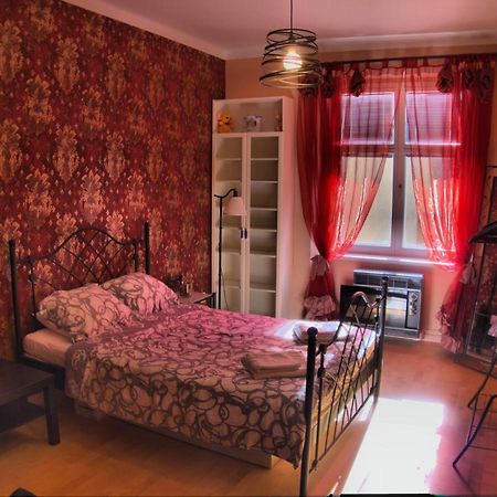 Stela'S Apartments - Vysehrad ปราก ภายนอก รูปภาพ